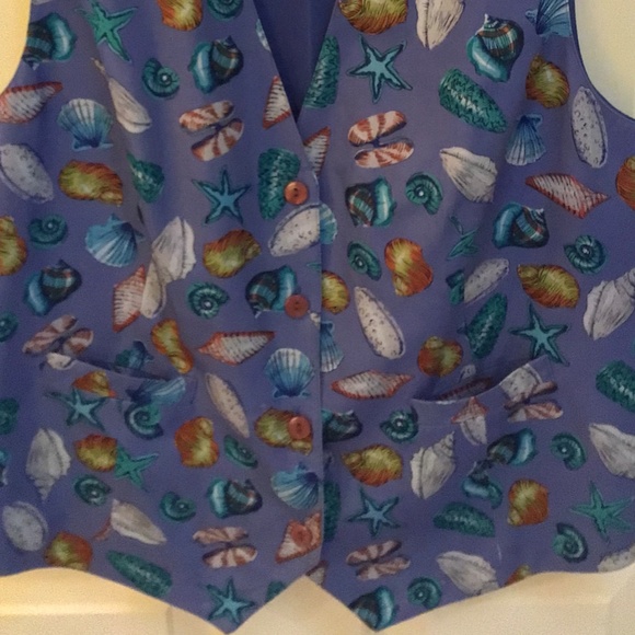 Ladies Talbots Sea Shell print button vest - Picture 3 of 3